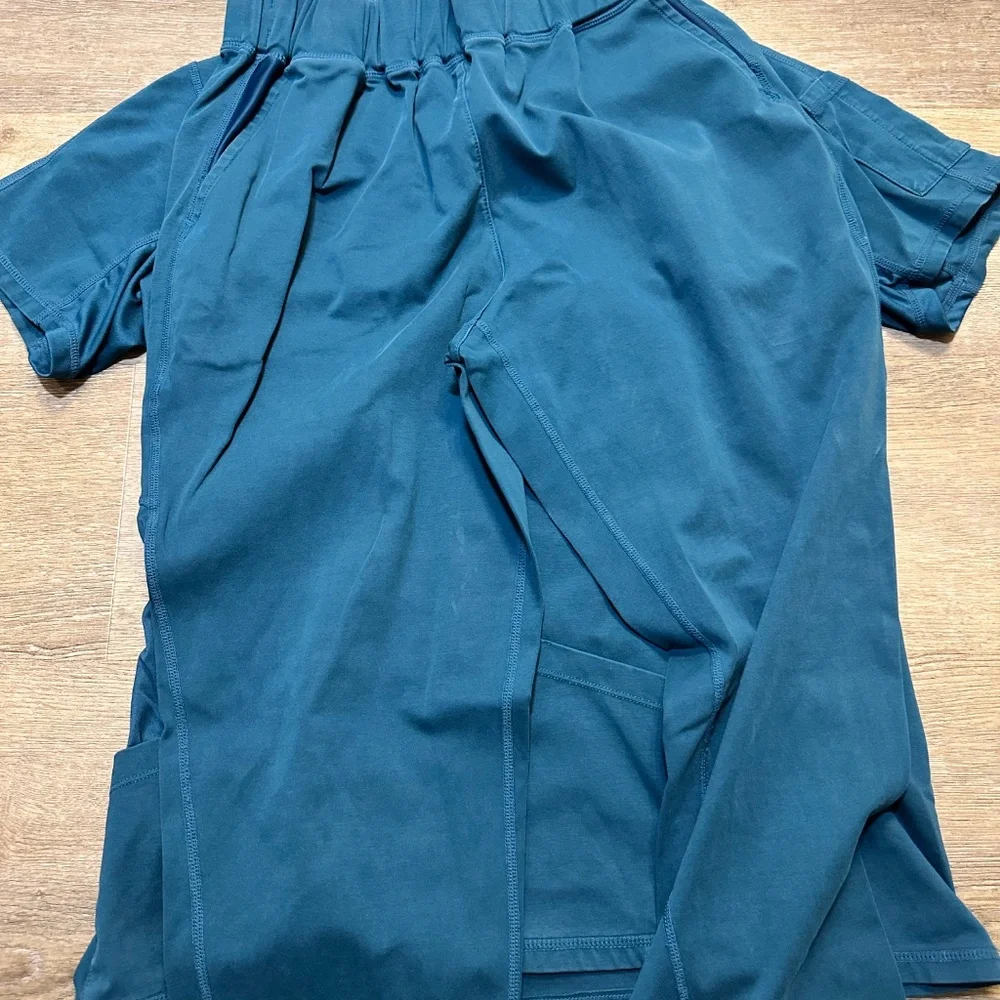 Women’s Scrub Set – Size Medium – Blue – Gently Used - Picture 3 of 4